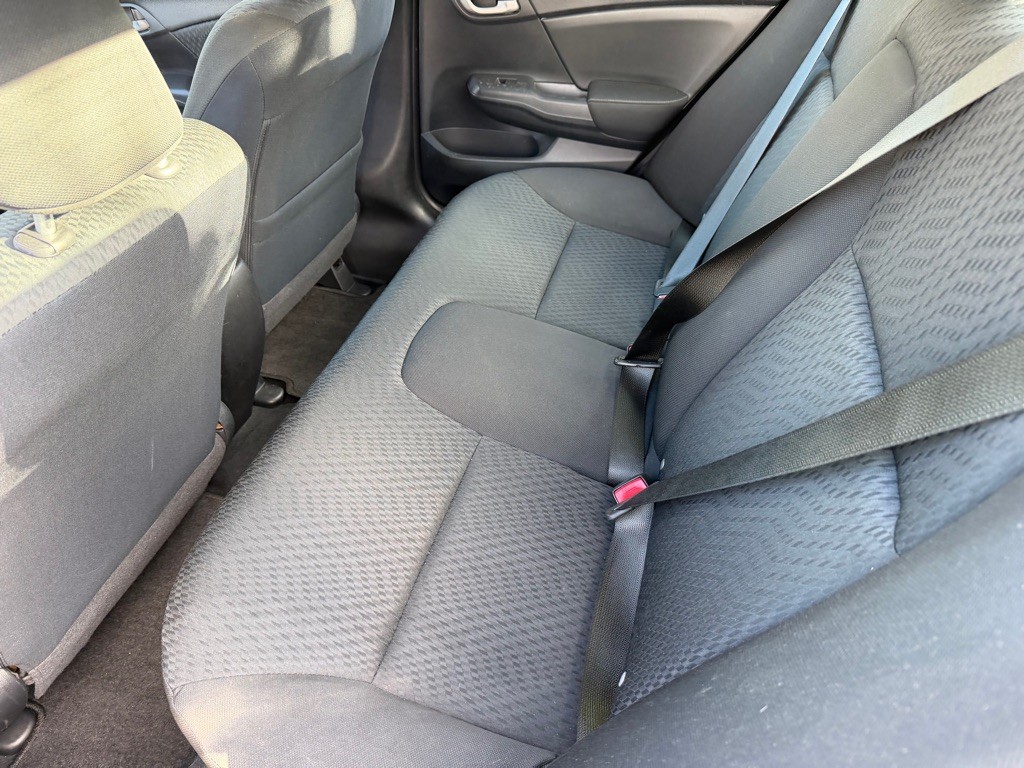 2015 Honda Civic Image 18