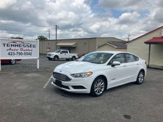 Image for 2017 Ford Fusion Se Hybrid ID: 6585429