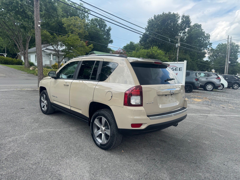 2016 Jeep Compass Image 4