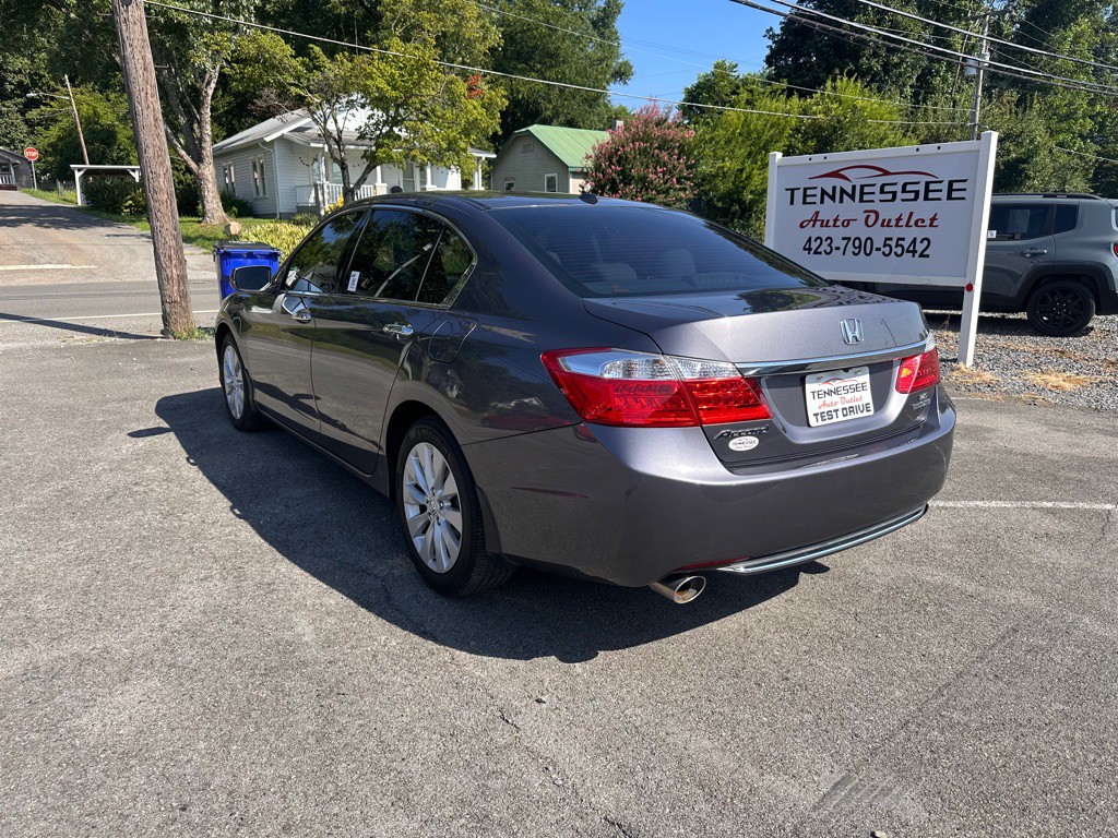 2015 Honda Accord Image 4