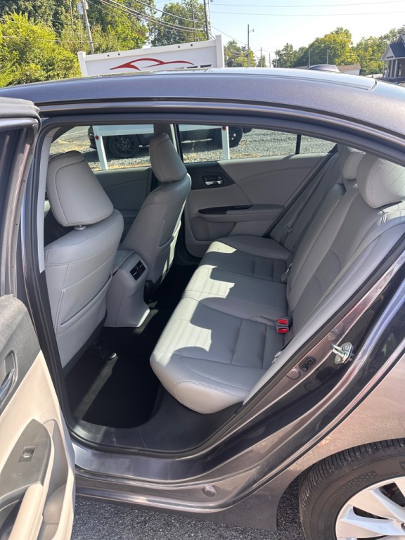 2015 Honda Accord Image 6