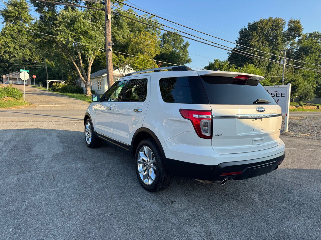 2015 Ford Explorer Image 4