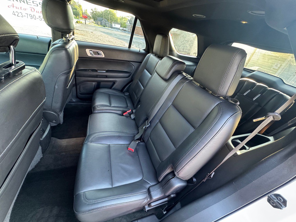 2015 Ford Explorer Image 6