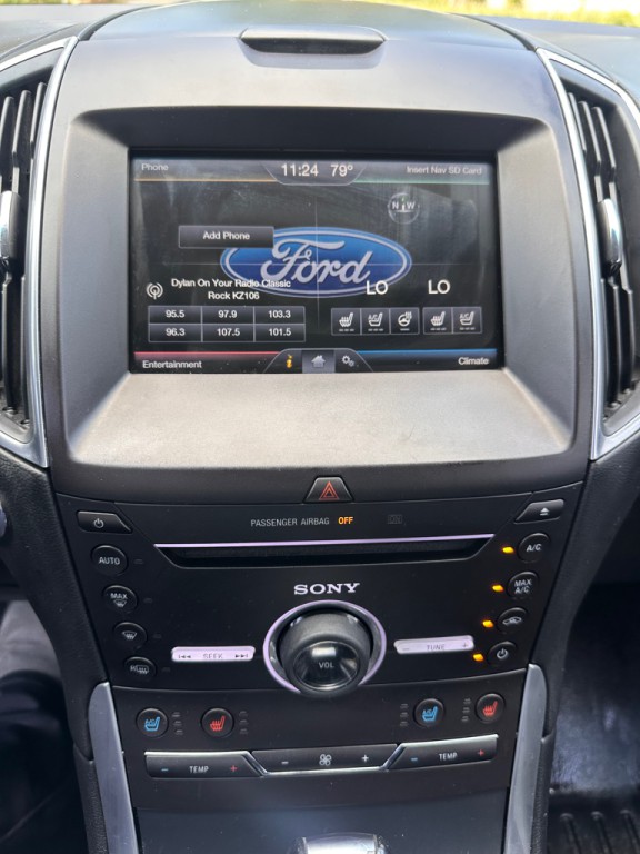 2015 Ford Edge Image 9
