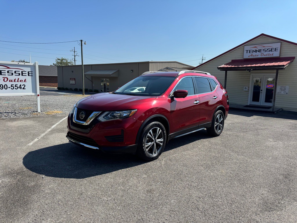 2019 Nissan Rogue Image 1