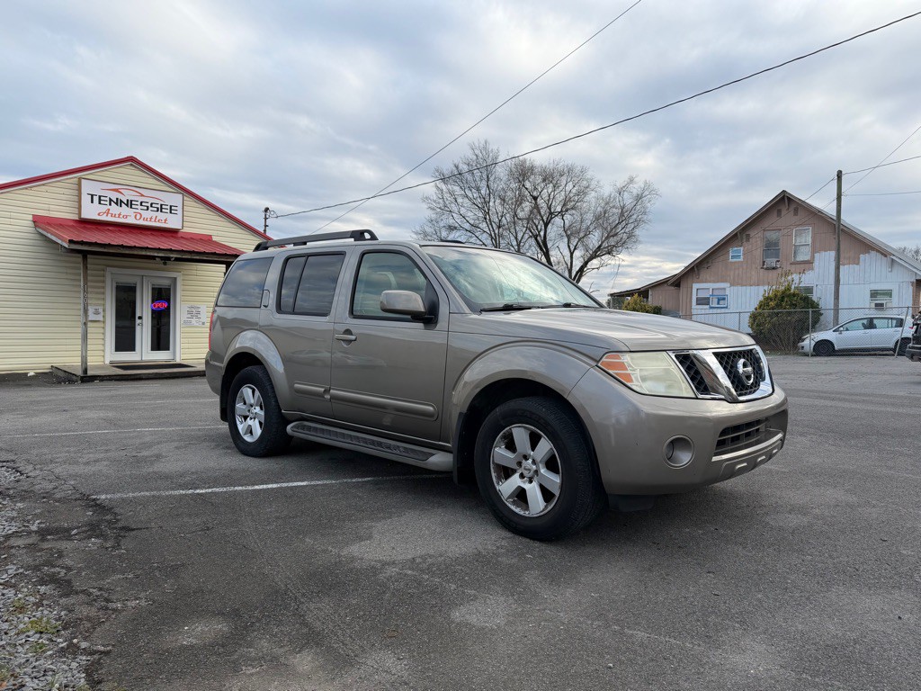 2009 Nissan Pathfinder Image 2