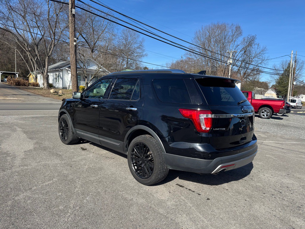 2016 Ford Explorer Image 4