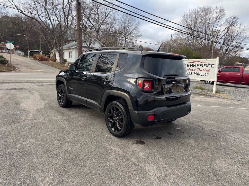 2017 Jeep Renegade Image 3