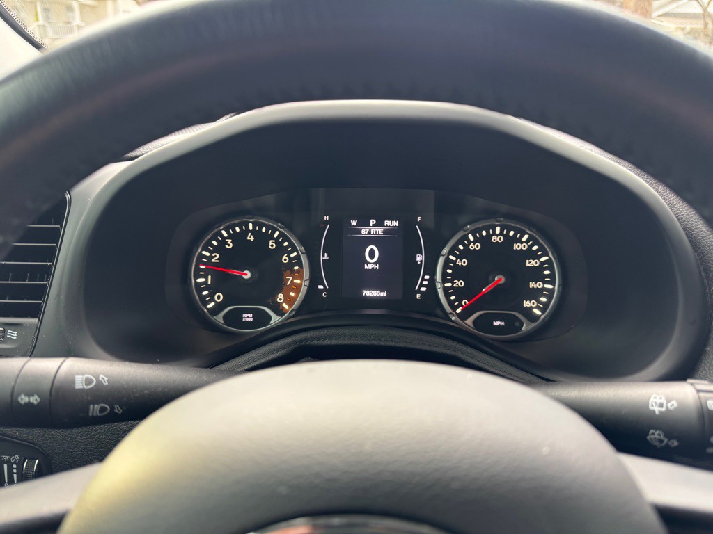 2017 Jeep Renegade Image 6