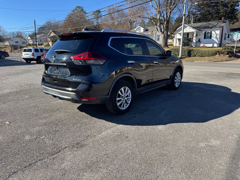 2019 Nissan Rogue Image 3
