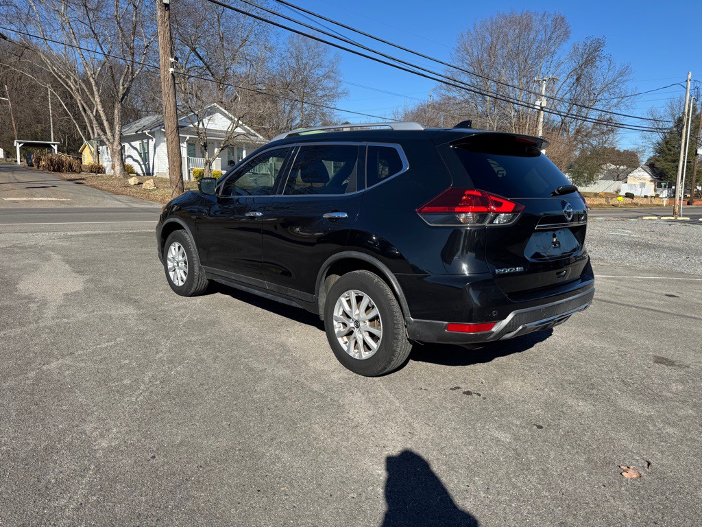 2019 Nissan Rogue Image 4