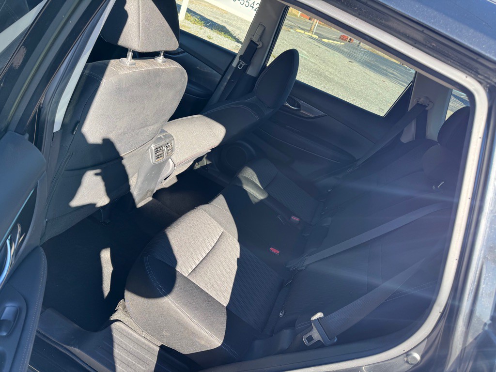 2019 Nissan Rogue Image 6