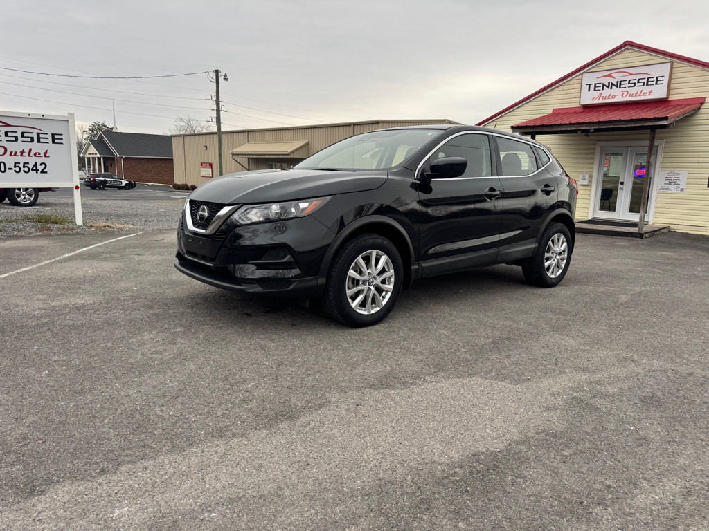 2020 Nissan Rogue Image 1