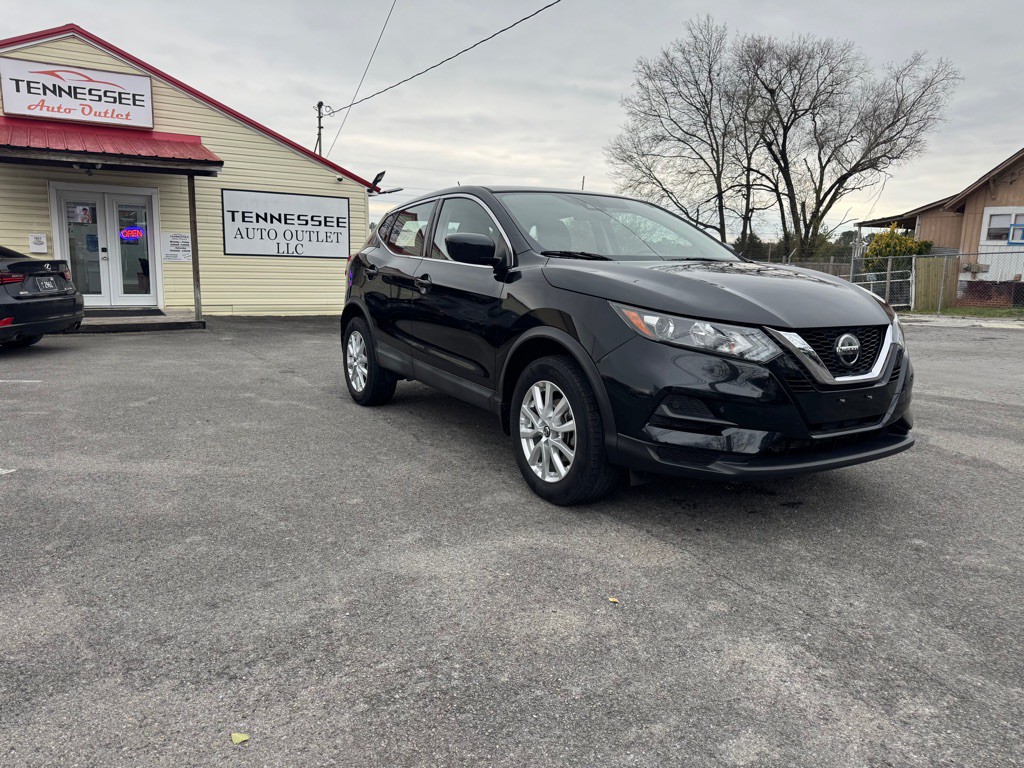 2020 Nissan Rogue Image 2