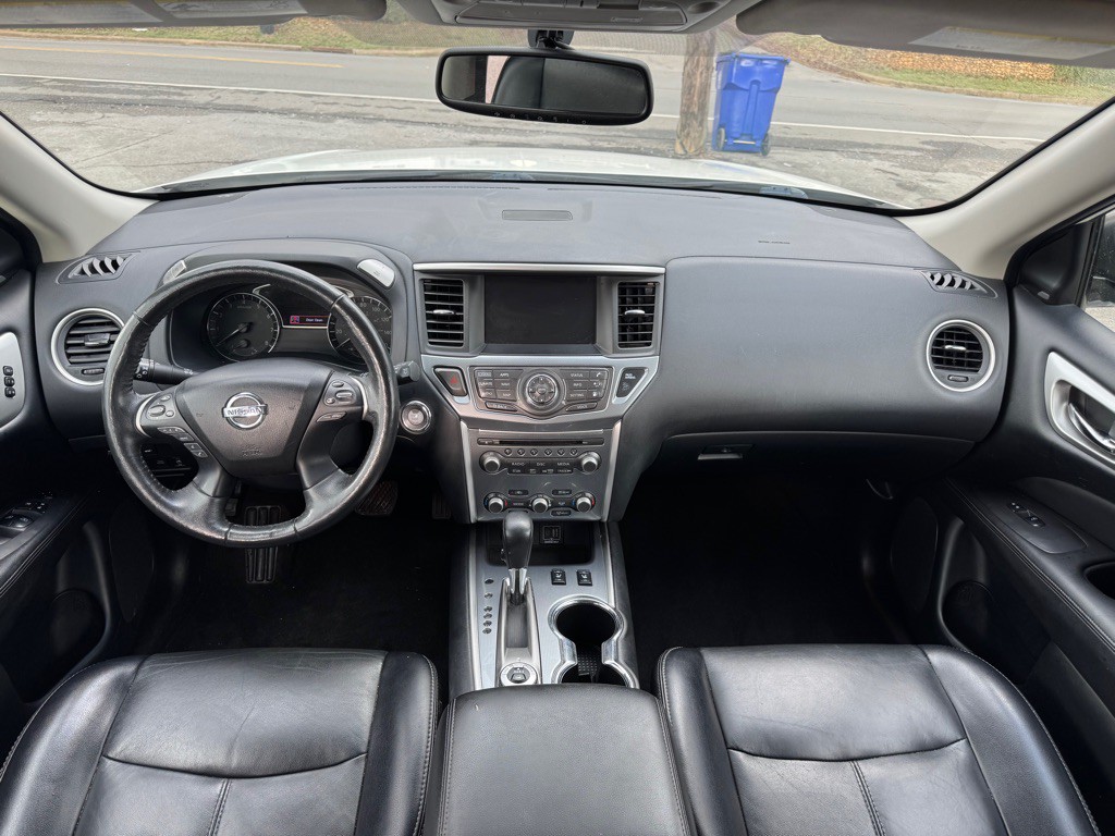 2020 Nissan Pathfinder Image 5