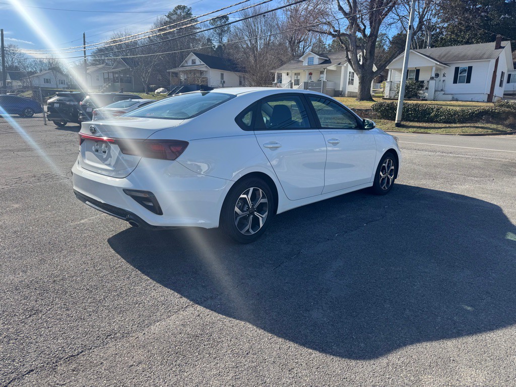 2019 Kia Forte Image 3