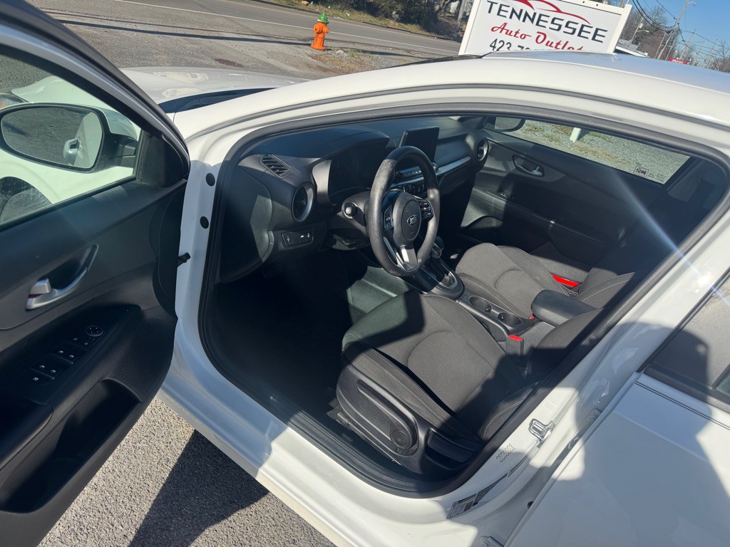 2019 Kia Forte Image 6