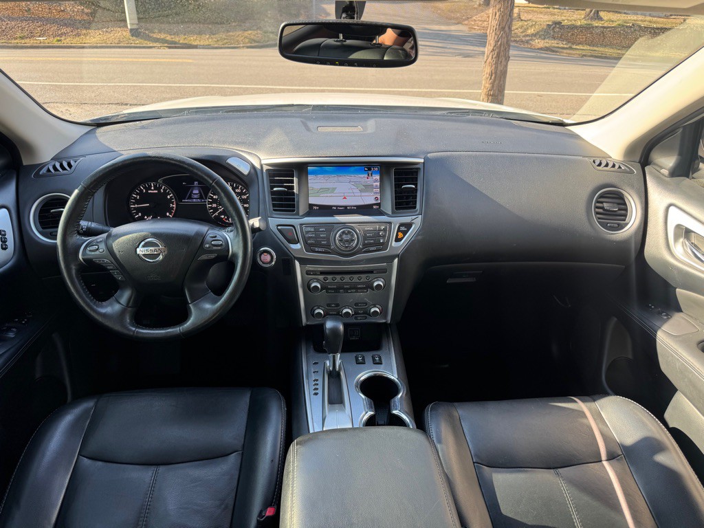 2019 Nissan Pathfinder Image 5
