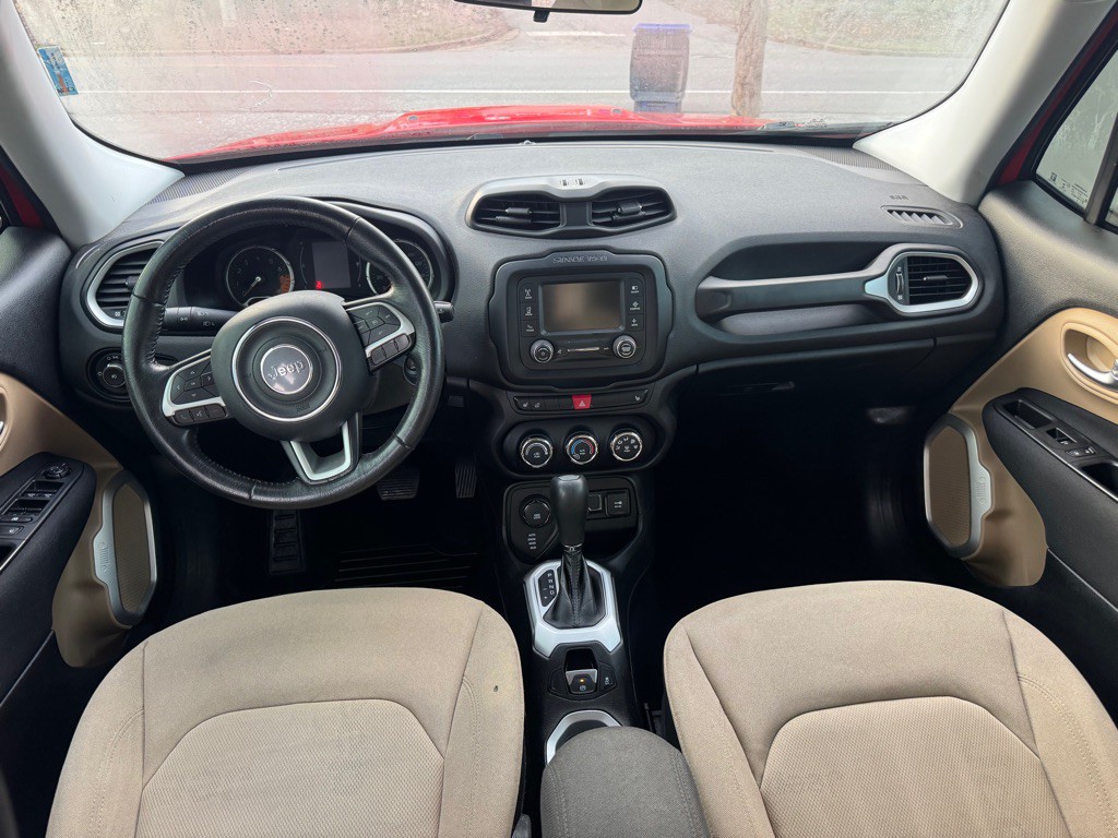 2015 Jeep Renegade Image 5