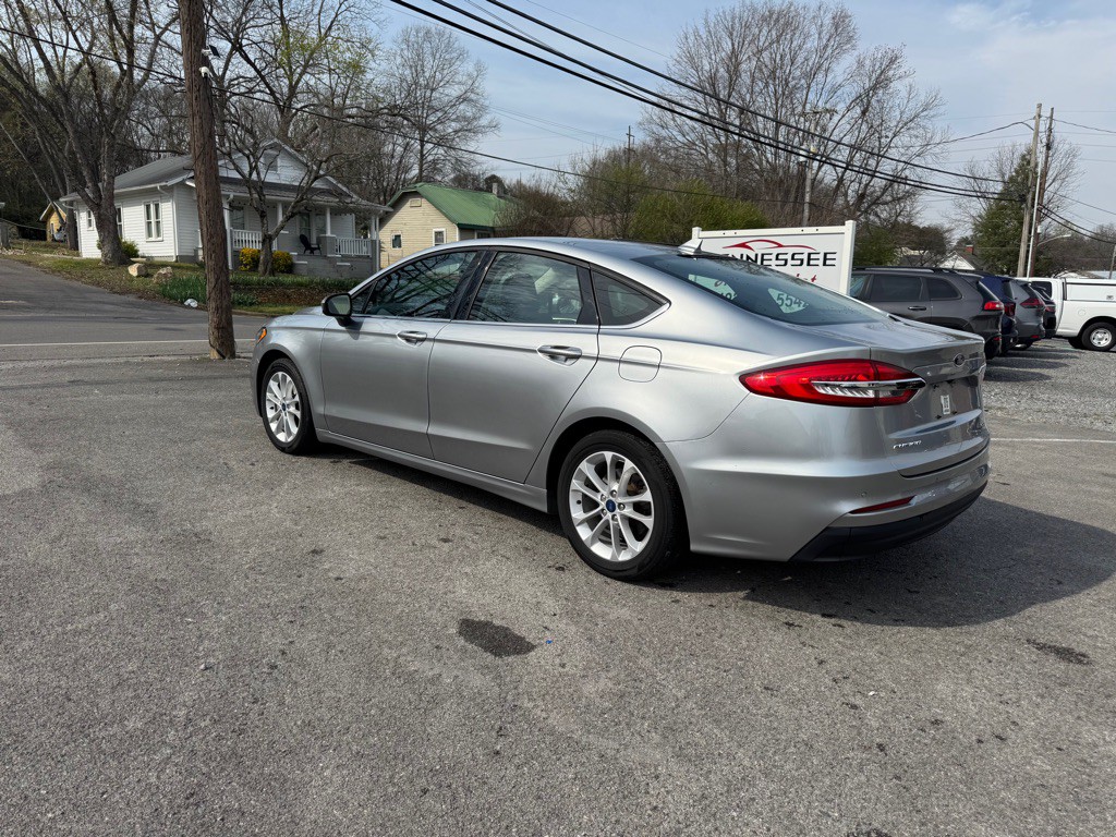 2020 Ford Fusion Image 5