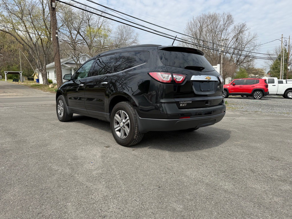 2017 Chevrolet Traverse Image 4