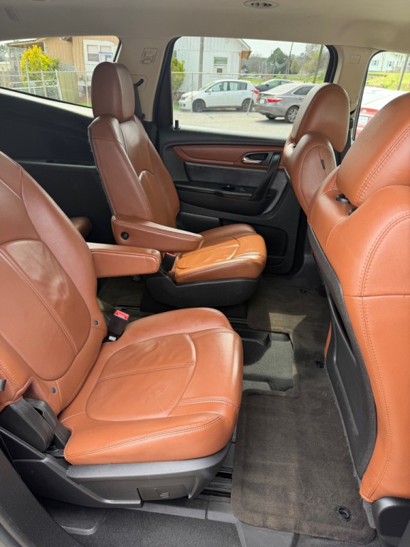 2017 Chevrolet Traverse Image 5