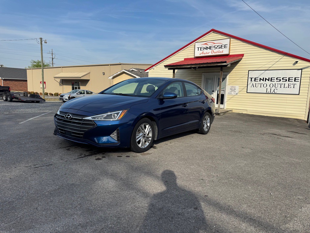2020 Hyundai Elantra Image 1