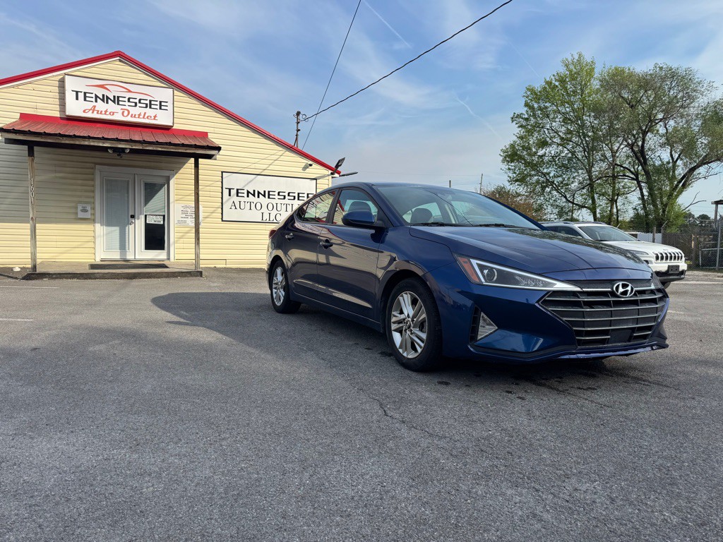 2020 Hyundai Elantra Image 2