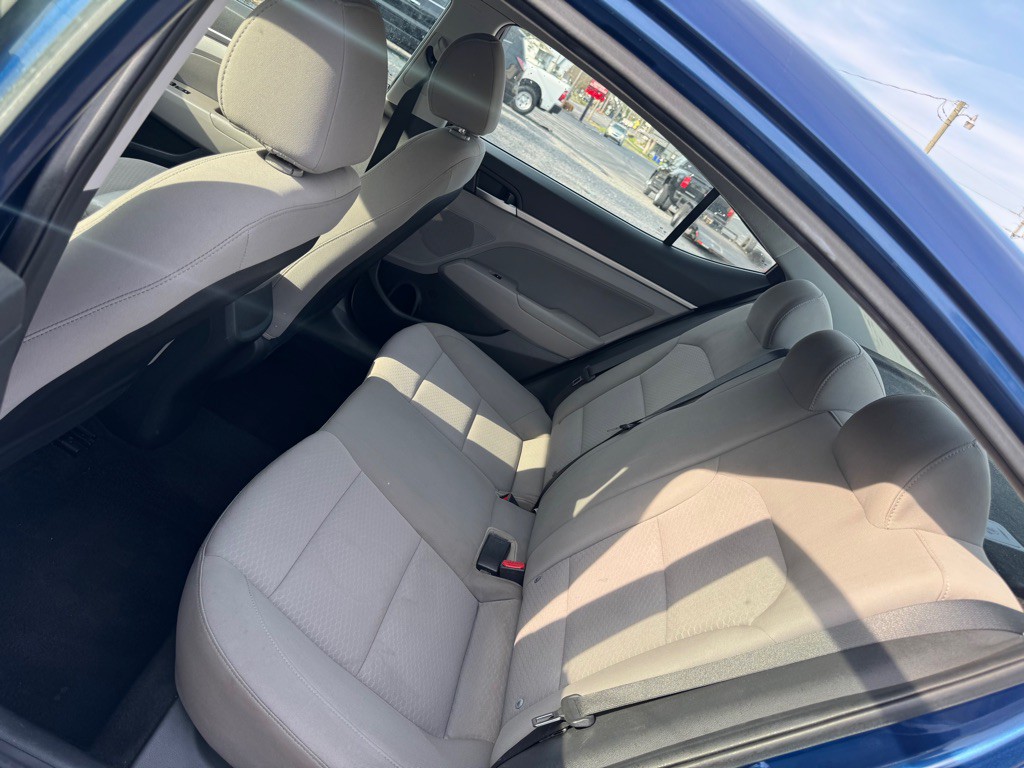 2020 Hyundai Elantra Image 6