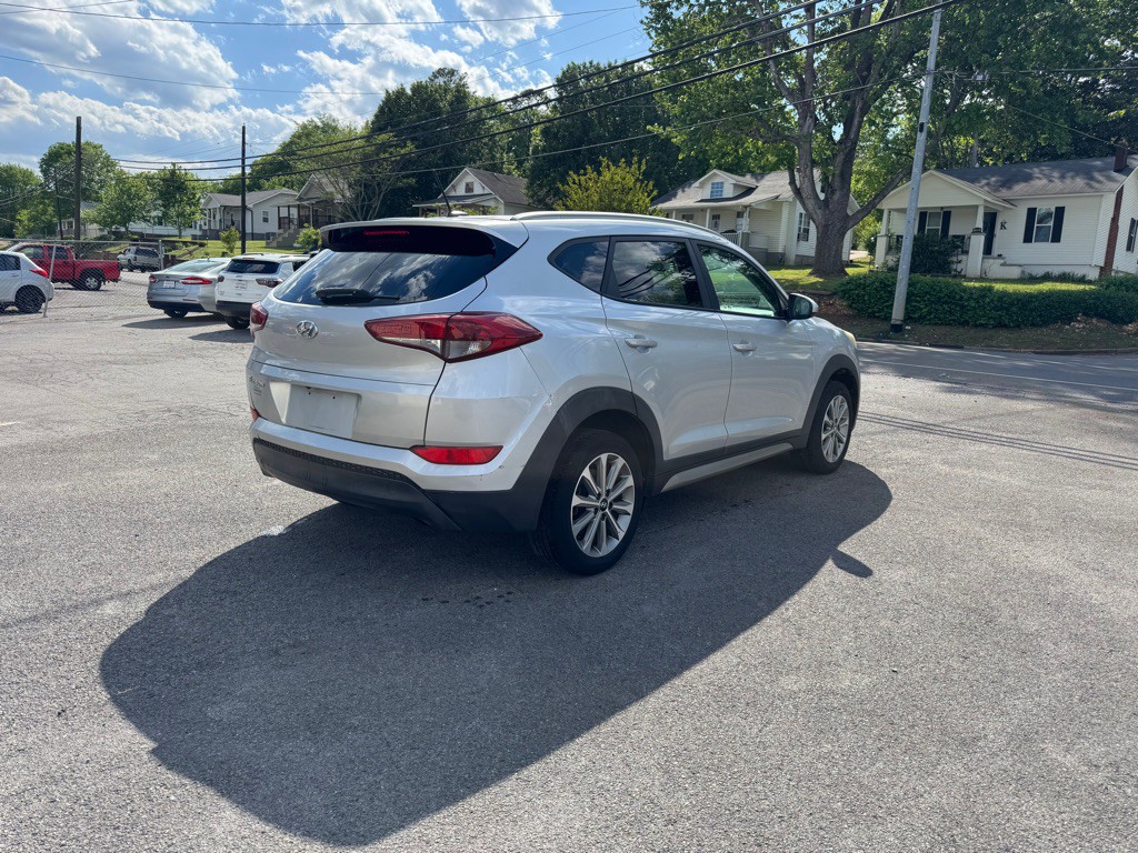 2017 Hyundai Tucson Image 3