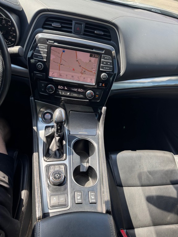 2019 Nissan Maxima Image 8