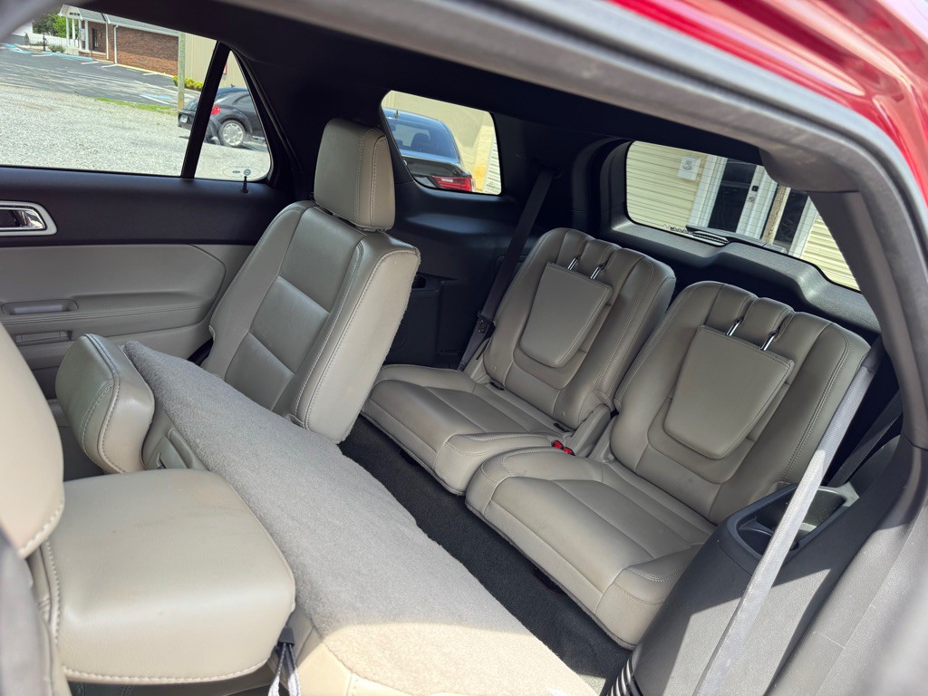2013 Ford Explorer Image 6