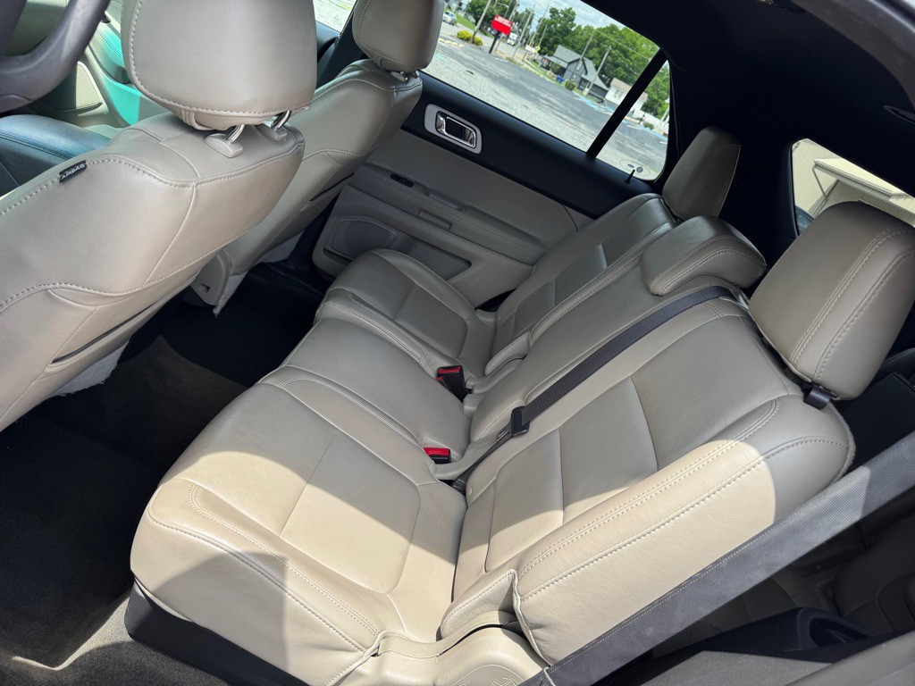 2013 Ford Explorer Image 7