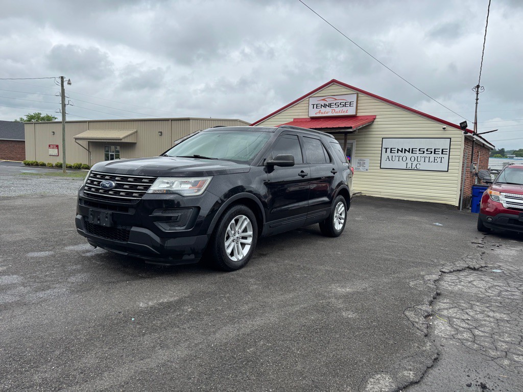 2017 Ford Explorer Image 1