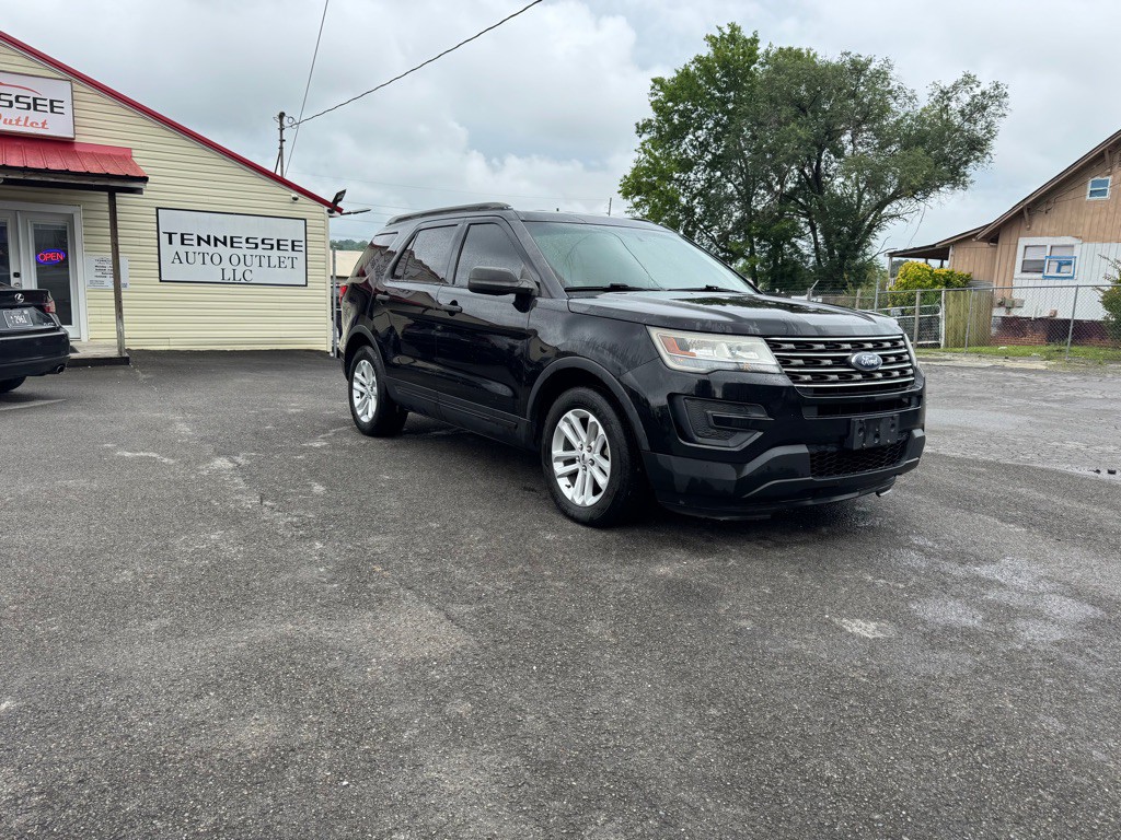 2017 Ford Explorer Image 2
