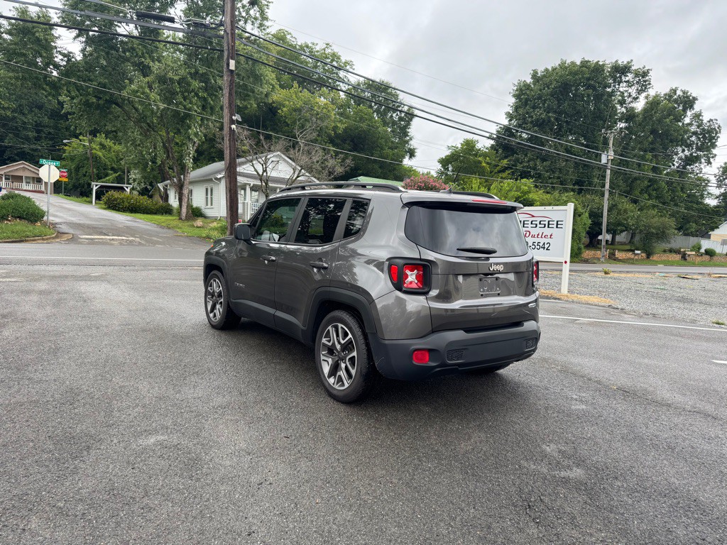 2017 Jeep Renegade Image 4