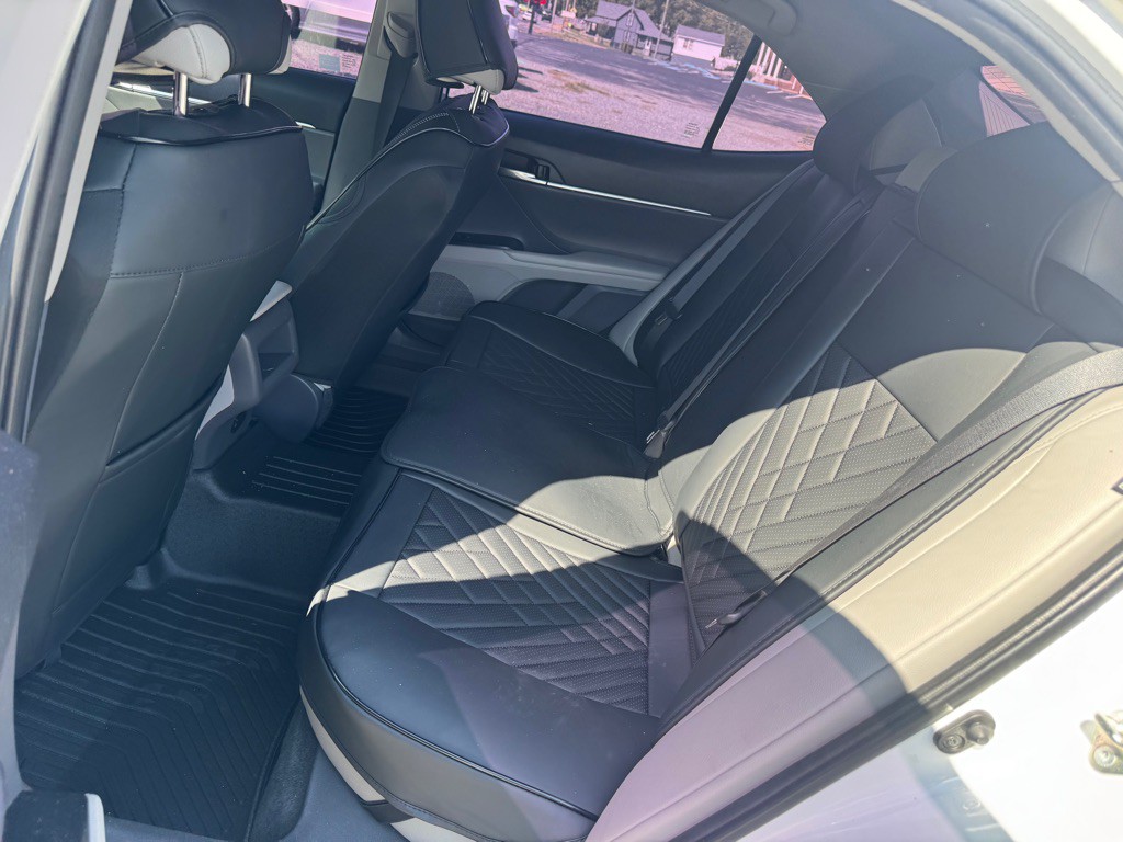 2019 Toyota Camry Image 6