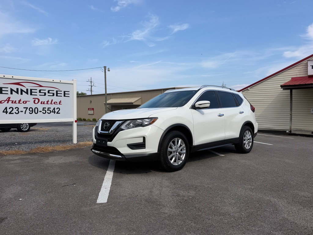 2020 Nissan Rogue Image 1
