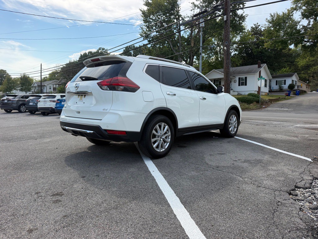 2020 Nissan Rogue Image 3