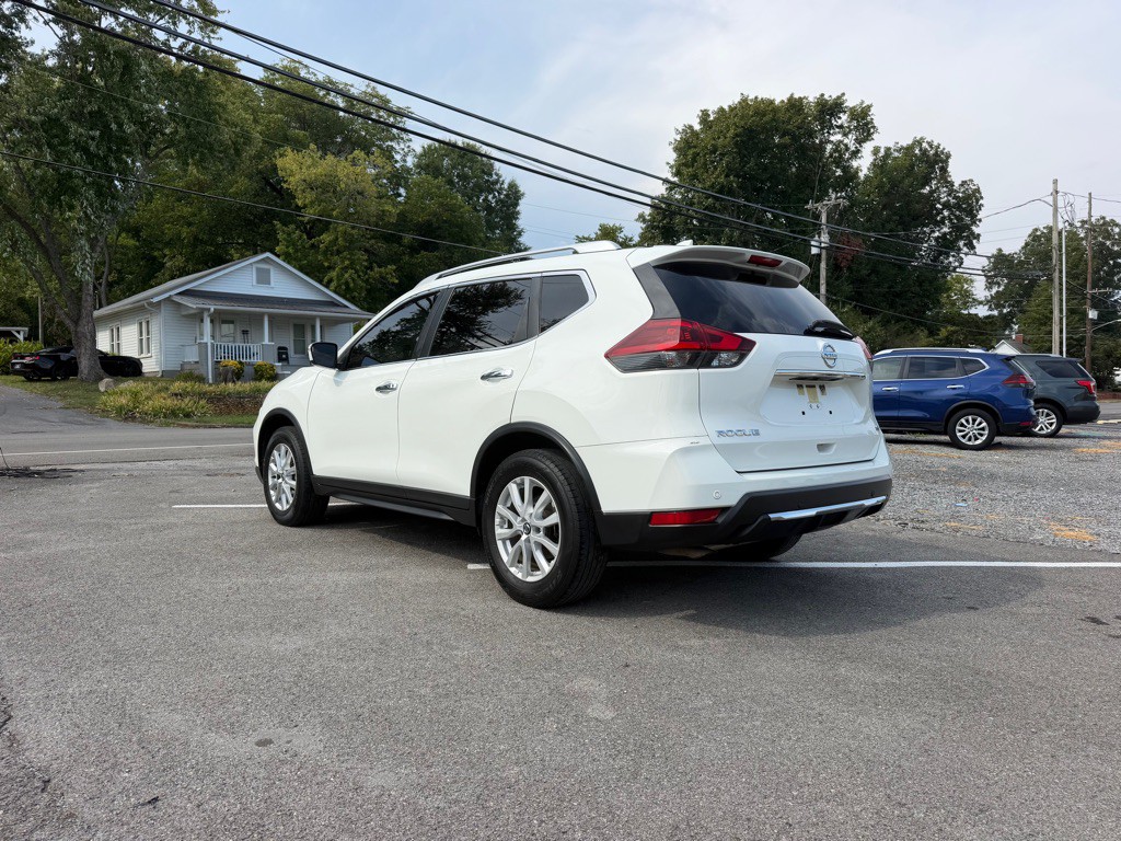 2020 Nissan Rogue Image 4