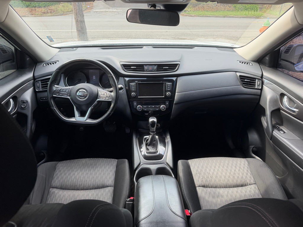 2020 Nissan Rogue Image 5
