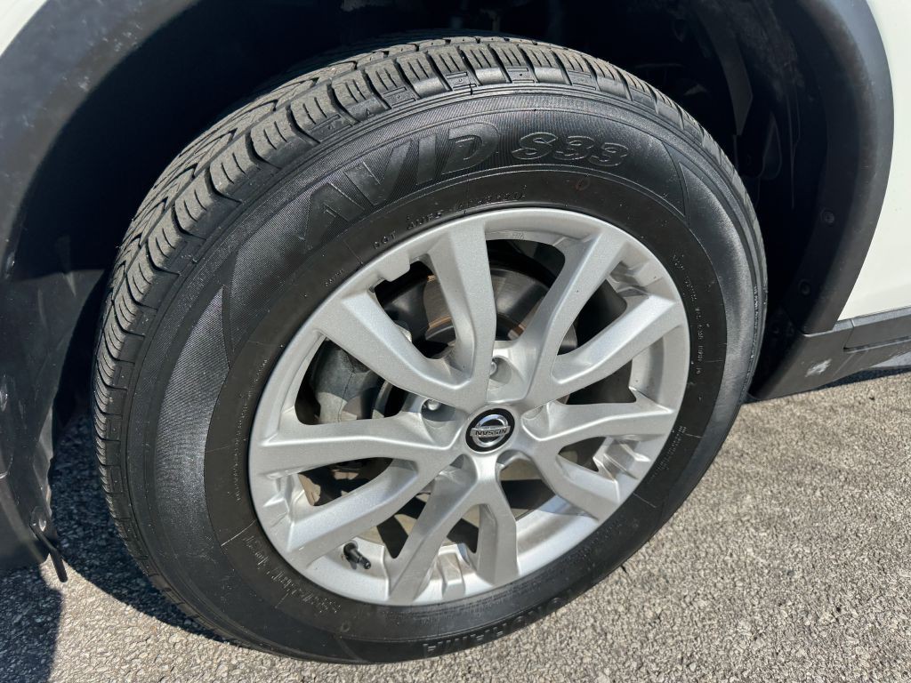 2020 Nissan Rogue Image 14