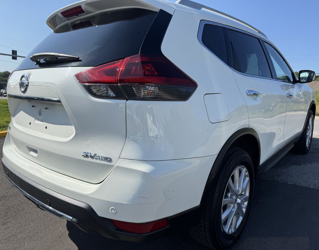 2020 Nissan Rogue Image 15
