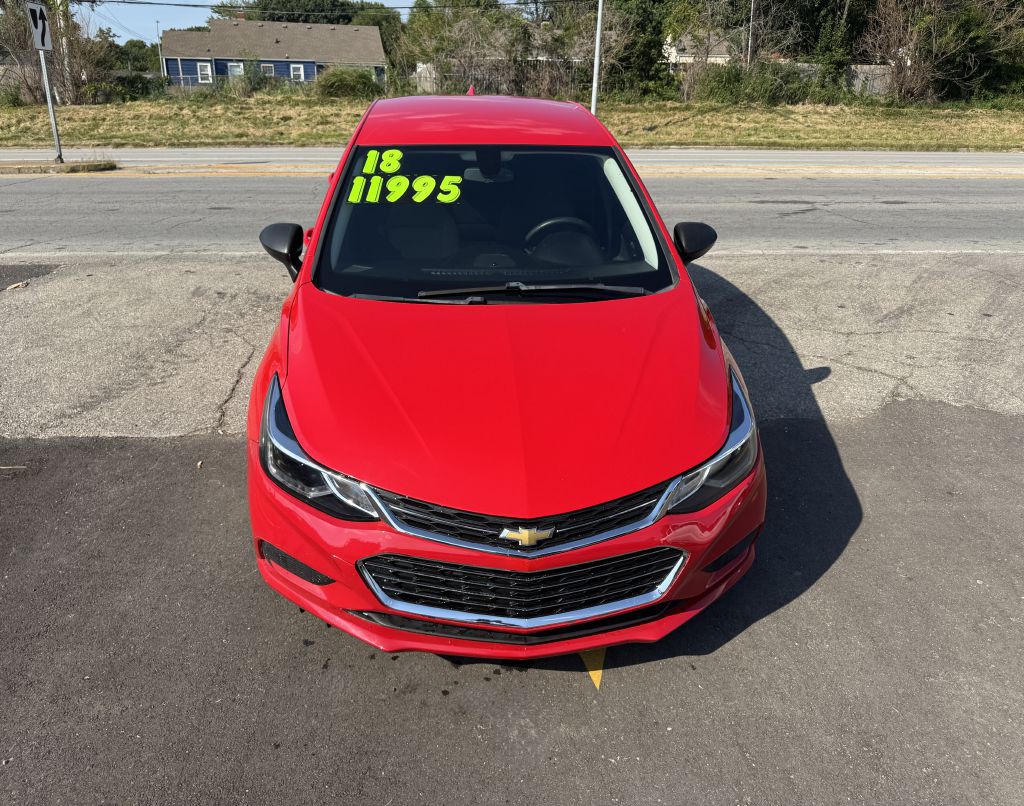 2018 Chevrolet Cruze Image 2