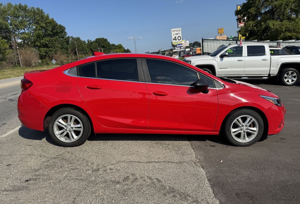 2018 Chevrolet Cruze Image 7
