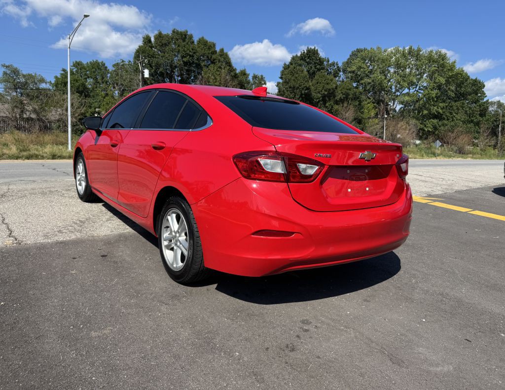 2018 Chevrolet Cruze Image 10
