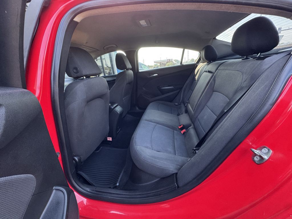 2018 Chevrolet Cruze Image 15
