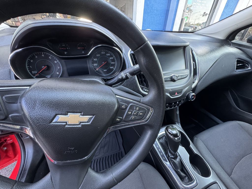 2018 Chevrolet Cruze Image 21