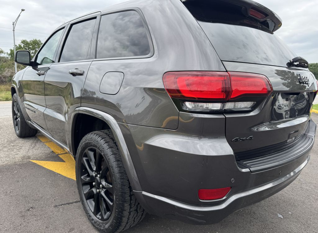 2020 Jeep Grand Cherokee Image 9