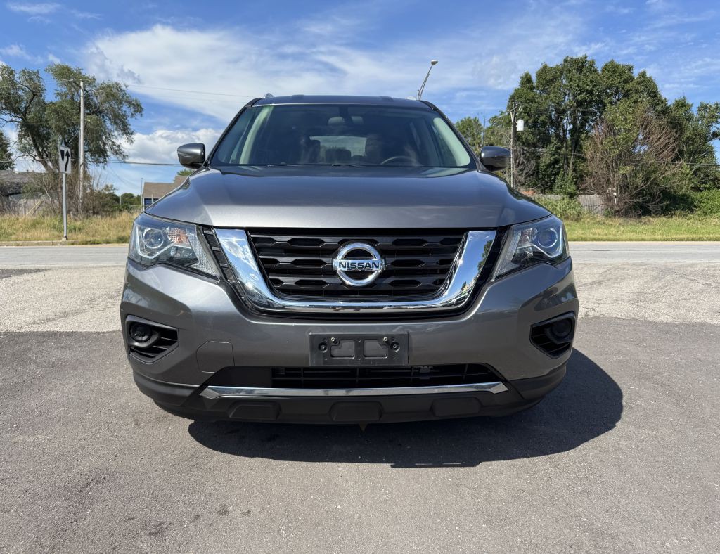 2017 Nissan Pathfinder Image 3